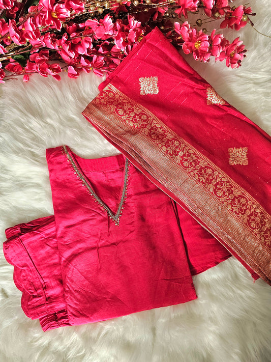 "MAHIKA" Cotton Silk Festive Suit